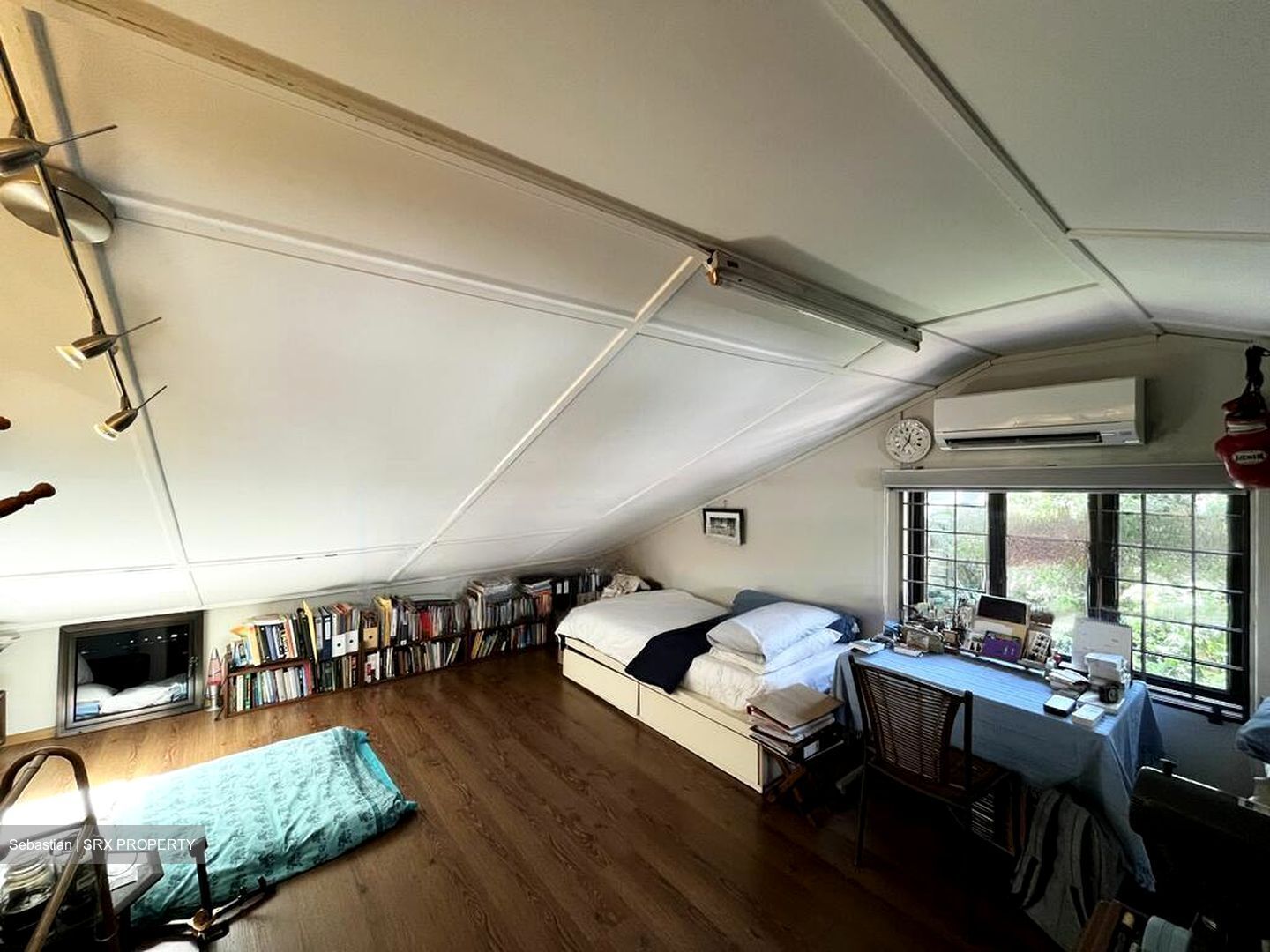 Turf Club Avenue (D25), Semi-Detached #465676701